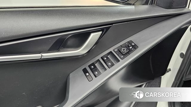 Kia Di Ol Nu Niro 2022 Белый из Кореи, фото 4