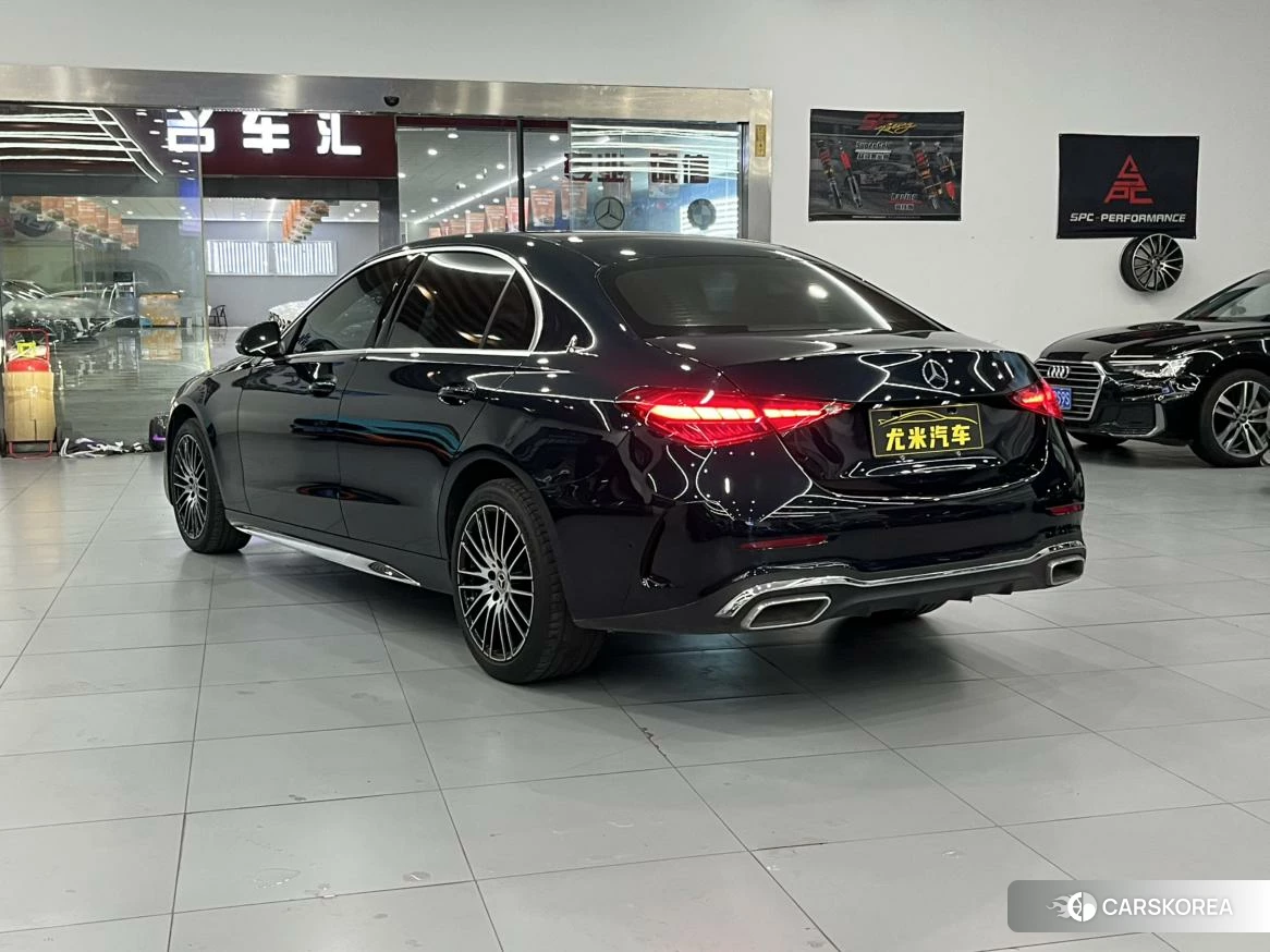 Mercedes-Benz Class C 2023 Зеленый из Китая, фото 4