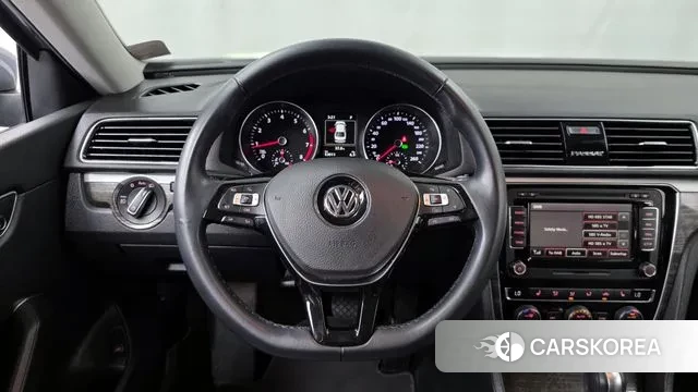 Volkswagen The New Passat 2018 Серый из Кореи, фото 4