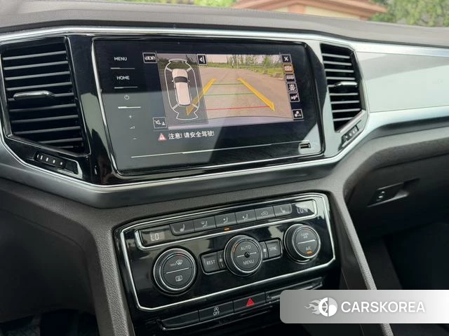 Volkswagen Tourang 2021 Черный из Китая, фото 4