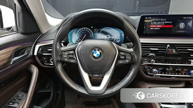 BMW 5 Series (G30) 2019 Белый из Кореи, фото 4