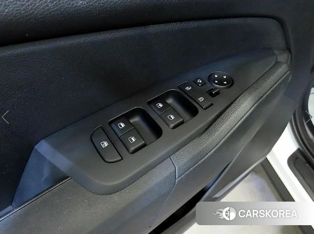 Kia Sportage 5th Generation 2022 Белый из Кореи, фото 4