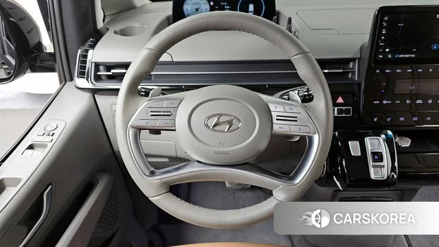 Hyundai Staria 2022 Черный из Кореи, фото 4