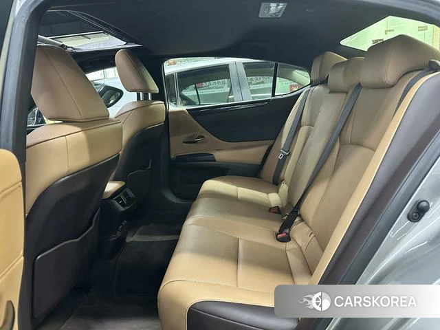 Lexus ES 2021 Синий из Китая, фото 4