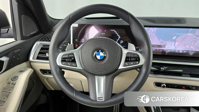 BMW X7 (G07) 2025 Черный из Кореи, фото 4