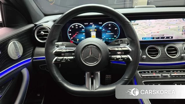 Mercedes-Benz E-Class W213 2022 Белый из Кореи, фото 4