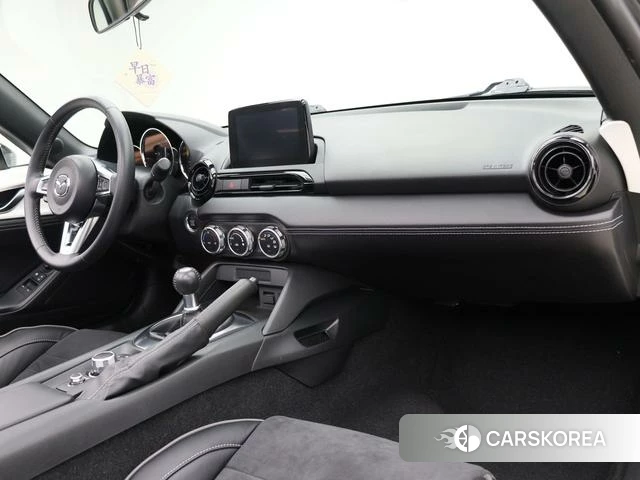 Mazda MX-5 2024 Белый из Китая, фото 4