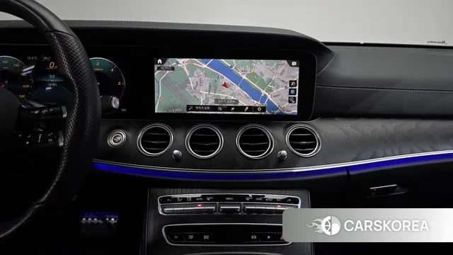 Mercedes-Benz E-Class W213 2022 Серый из Кореи, фото 4