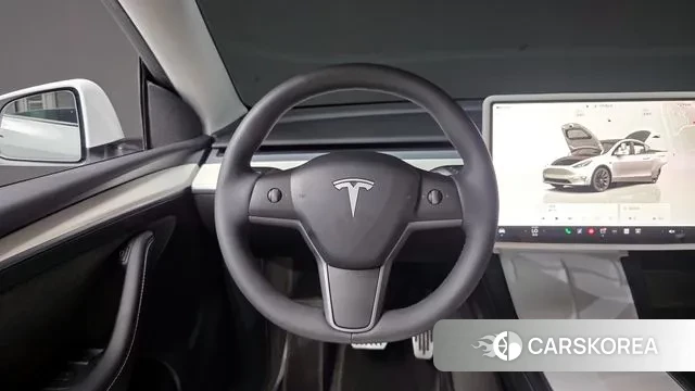 Tesla Model Y 2023 Белый из Кореи, фото 4