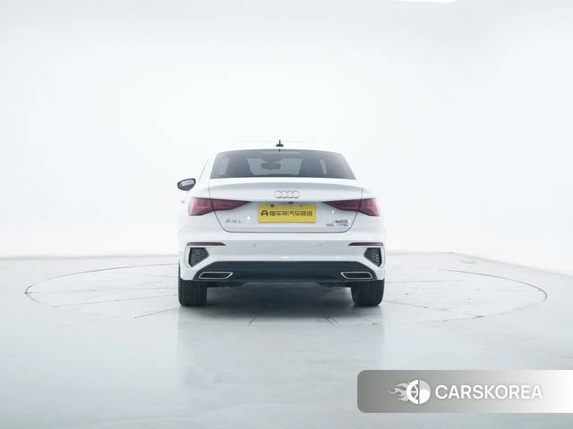 Audi A3 2021 Белый из Китая, фото 4