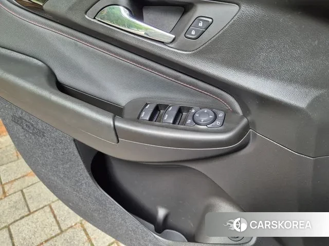 Chevrolet (GM Daewoo) Trailblazer 2021 Белый из Кореи, фото 4
