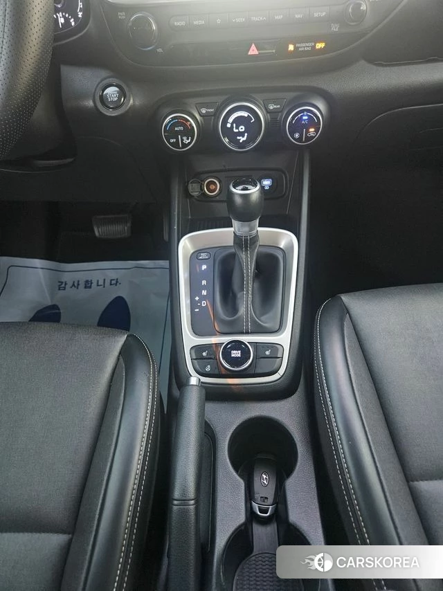 Hyundai Venue 2019 Черный из Кореи, фото 4