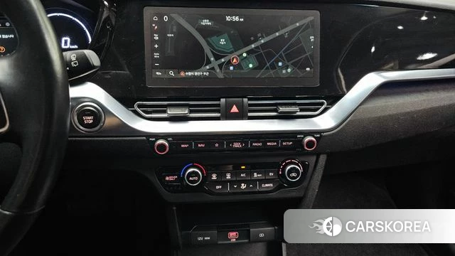 Kia Niro Plus 2022 Белый из Кореи, фото 4