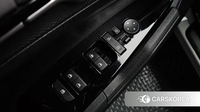 Kia Sportage 5th Generation 2022 Белый из Кореи, фото 4