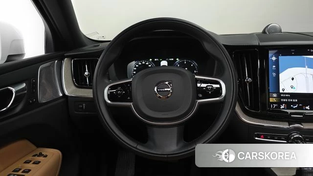 Volvo XC60 second Generation 2019 Белый из Кореи, фото 4