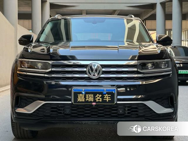 Volkswagen Tourang 2021 Черный из Китая, фото 4