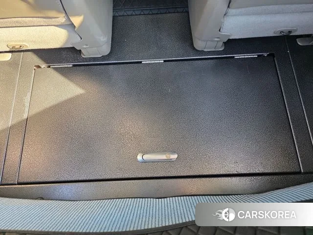 Kia Carnival 4th generation 2023 Белый из Кореи, фото 4