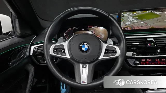 BMW 5 Series (G30) 2021 Белый из Кореи, фото 4