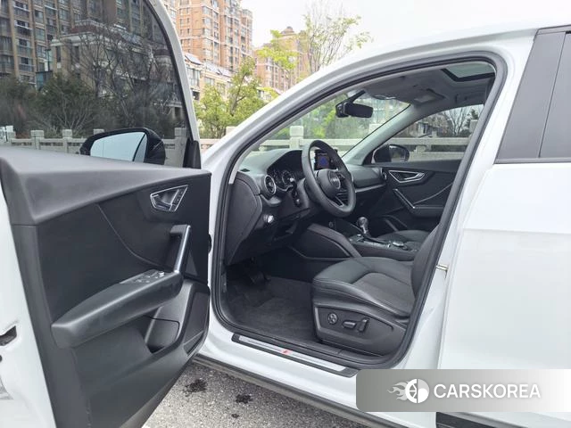 Audi Q2L 2021 Белый из Китая, фото 4