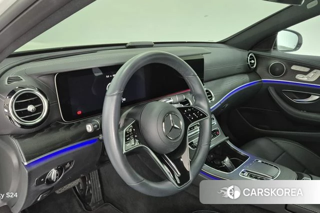 Mercedes-Benz E-Class W213 2023 Белый из Кореи, фото 4