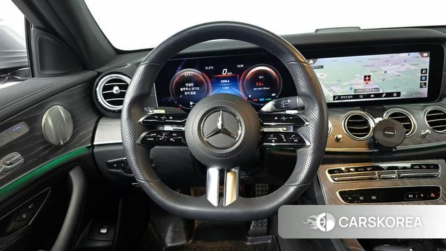 Mercedes-Benz E-Class W213 2022 Серебристо-серый из Кореи, фото 4