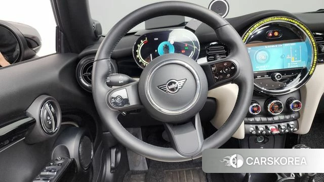 Mini Cooper S Convertible 2023 Черный из Кореи, фото 4