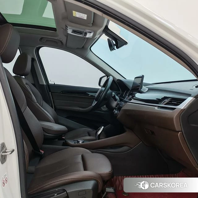 BMW X1 2022 Белый из Китая, фото 4
