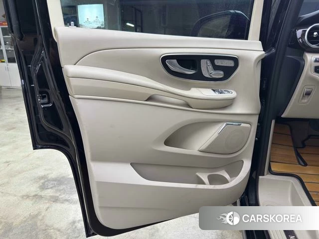 Mercedes-Benz V-class 2018 Черный из Китая, фото 4