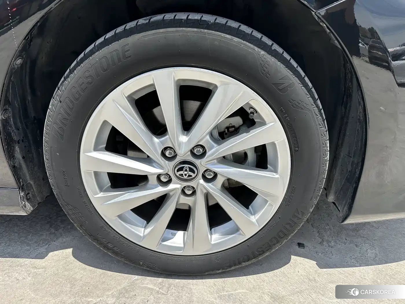 Toyota Camry 2024 Черный из Китая, фото 4
