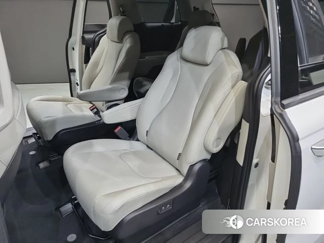 Kia Carnival 4th generation 2021 Белый из Кореи, фото 4