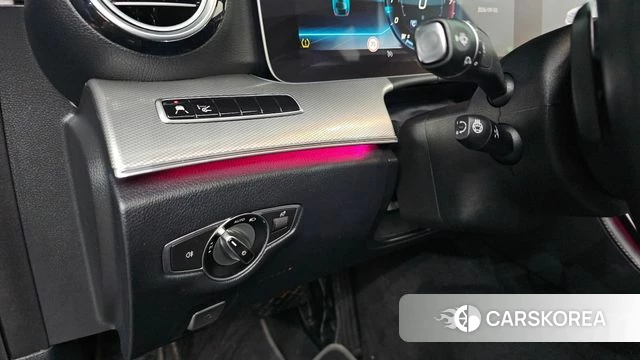 Mercedes-Benz E-Class W213 2019 Черный из Кореи, фото 4