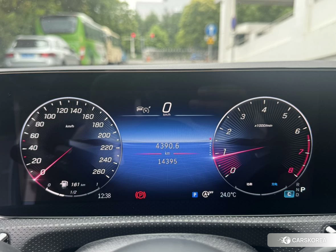 Mercedes-Benz CLA (import) 2023 Белый из Китая, фото 4