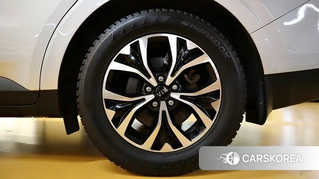 Kia Carnival 4th generation 2020 Серебряный из Кореи, фото 4