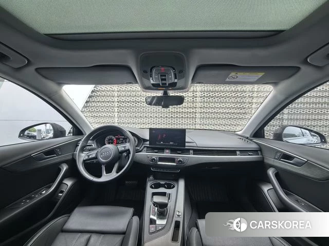 Audi A4L 2021 Темно-серый из Китая, фото 4