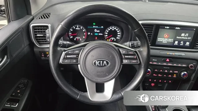 Kia Sportage The Bold 2021 Белый из Кореи, фото 4