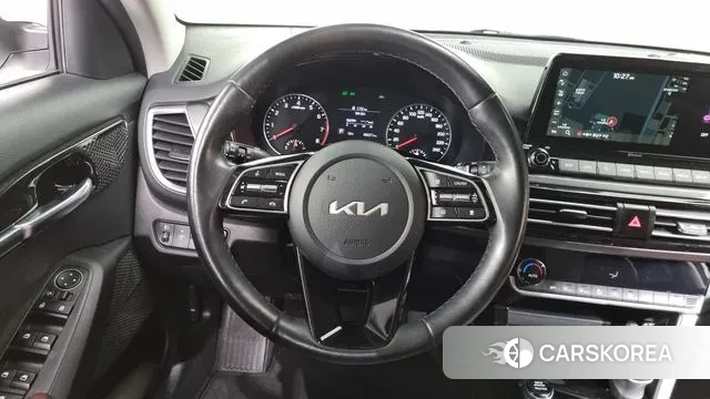 Kia Seltos 2021 Белый из Кореи, фото 4