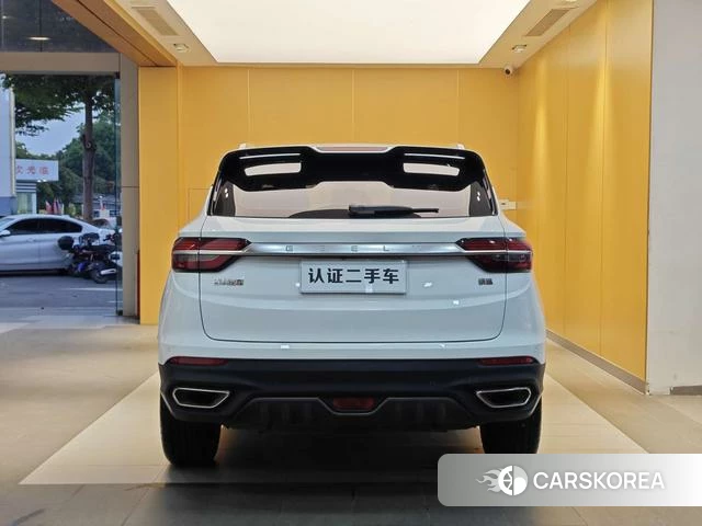 Geely Automobile Binyue 2020 Белый из Китая, фото 4