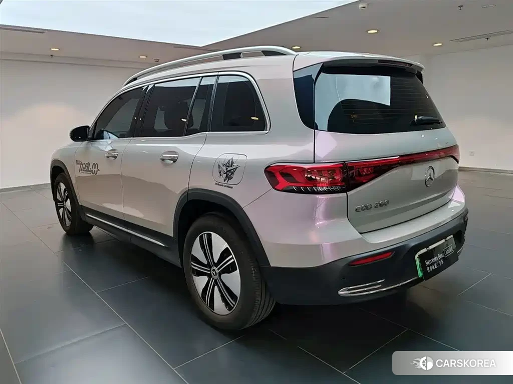 Mercedes-Benz EQB 2023 Silver/gray из Китая, фото 4