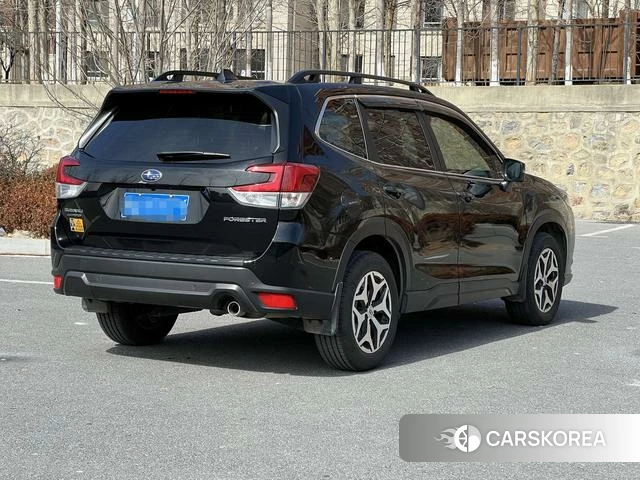 Subaru FORESTER Forester 2023 Черный из Китая, фото 4