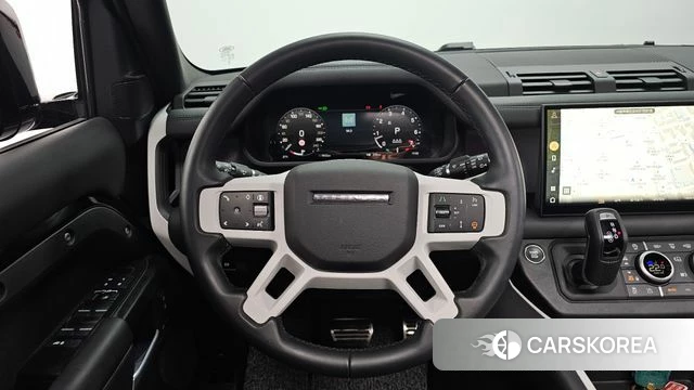 Land Rover Defender (L663) 2025 Черный из Кореи, фото 4