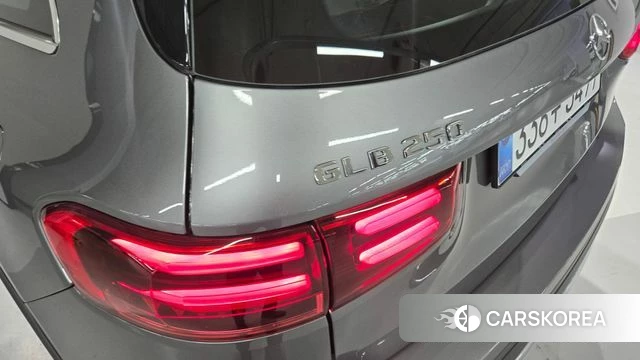 Mercedes-Benz GLB-Class X247 2025 Серый из Кореи, фото 4