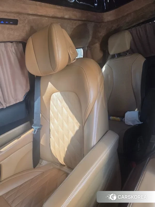 Kia Carnival 4th generation 2023 Белый из Кореи, фото 4