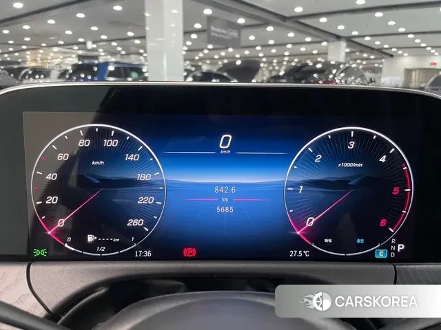 Mercedes-Benz E-Class W214 2024 Белый из Кореи, фото 4