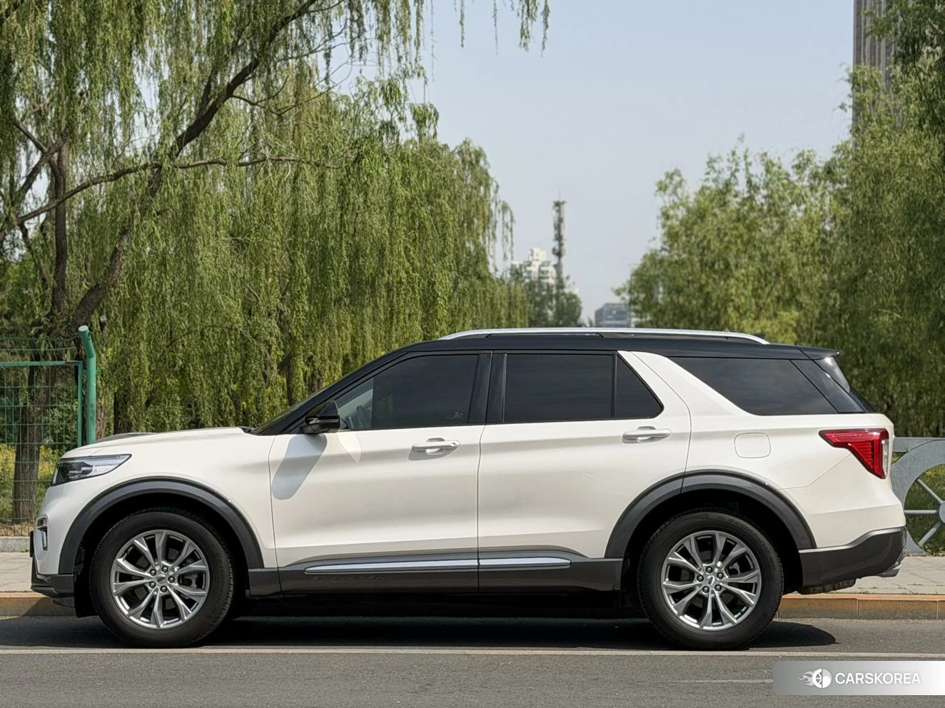 Ford Explorer 2020 Белый из Китая, фото 4