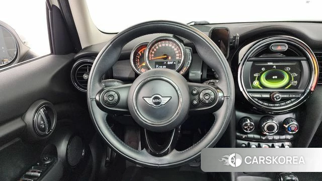 Mini Cooper D 2018 Жемчужный цвет из Кореи, фото 4