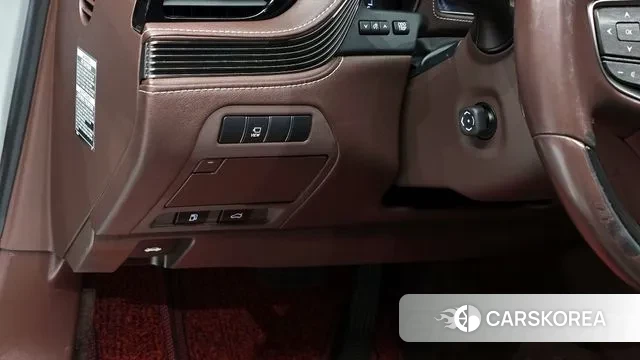 Lexus LS500h 5th generation 2018 Серебряный из Кореи, фото 4