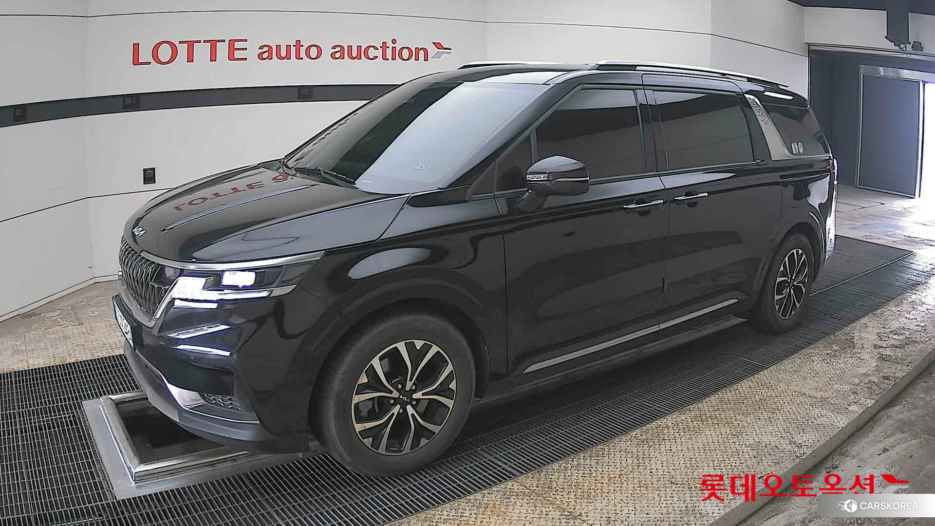 Kia Carnival 2023 Aurora Black Pearl из Кореи, фото 4