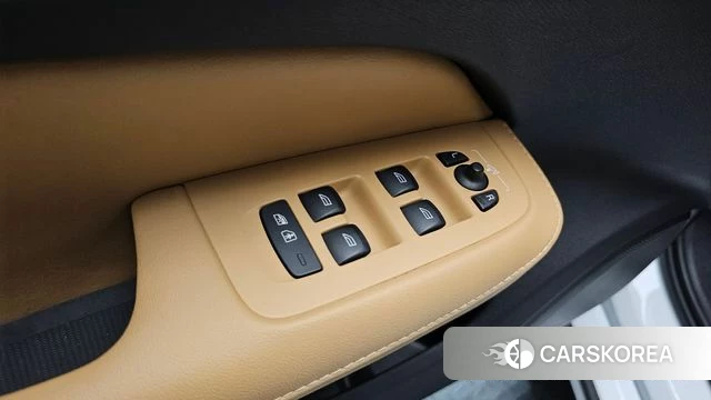 Volvo S60 3rd generation 2021 Белый из Кореи, фото 4