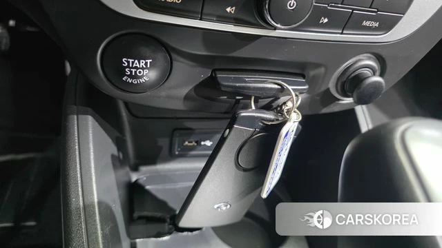 Renault Korea (Samsung) SM3 Z.E. 2020 Белый из Кореи, фото 4