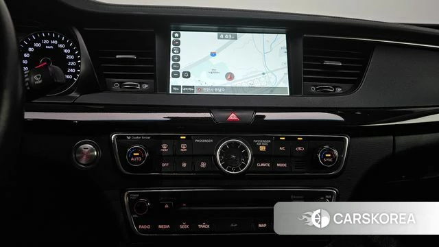 Kia Come New K7 2018 Белый из Кореи, фото 4